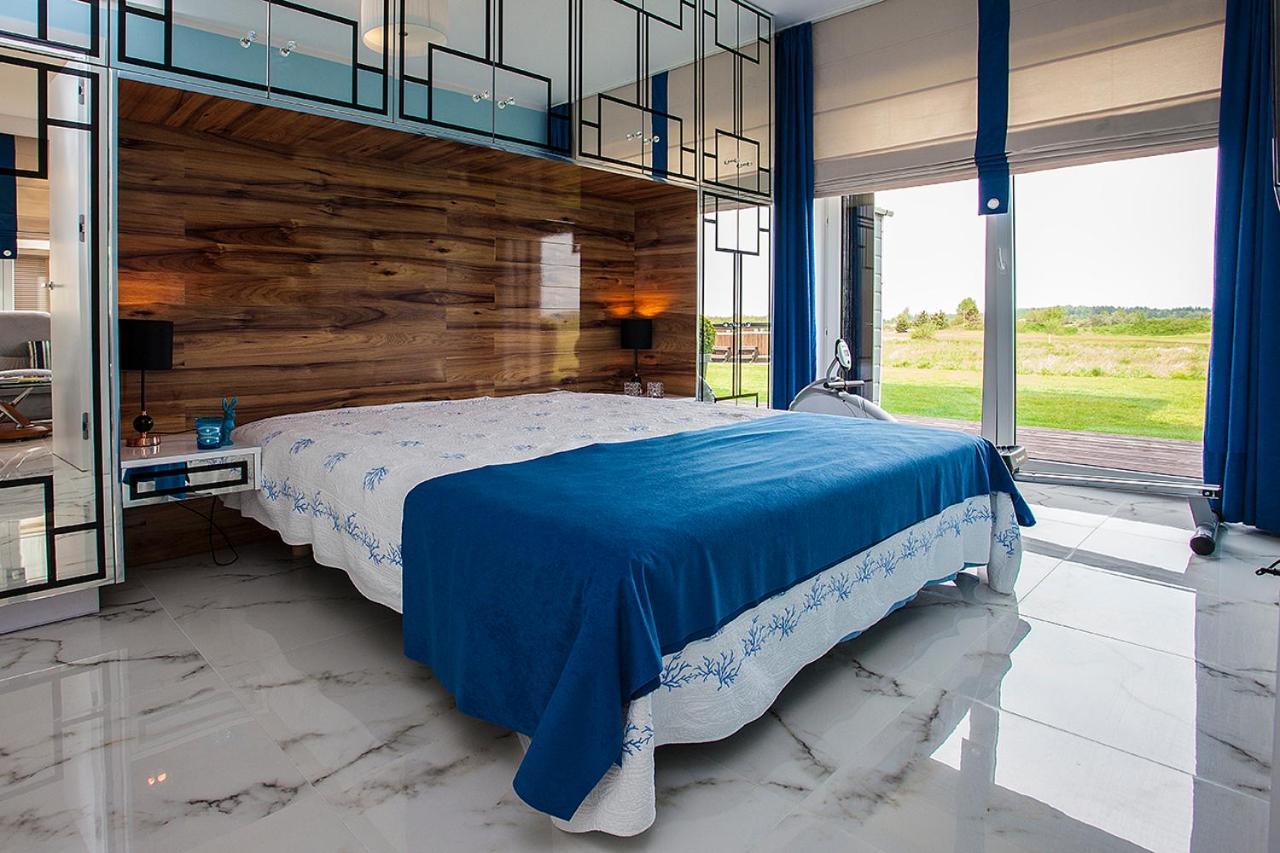 Golf Apartament W Sobieniach Sobienie Jeziory Exteriér fotografie